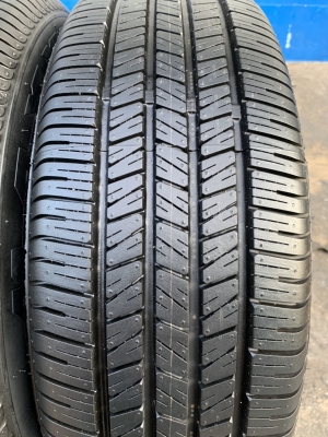 ยางใหม่ป้ายแดง 205-60-16 Maxxis ปลายปี 19 รถออกปีนี้ 20 ตุ่มเป้งๆ เส้นสีชัด