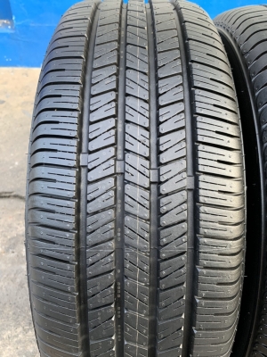 ยางใหม่ป้ายแดง 205-60-16 Maxxis ปลายปี 19 รถออกปีนี้ 20 ตุ่มเป้งๆ เส้นสีชัด