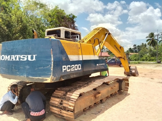ขายรถขุด pc200-5..คอนโทสั้น ระบบไฟฟ้าครบ ช่วงล่าสวย