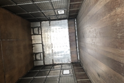 ขายกะบะพร้อมหลังคา ยาว 4.5 ม สูง 2.2 ม กว้าง 2 ม คัสซี 70 ซม ติดต่อ 089-5367218. 081-4252943