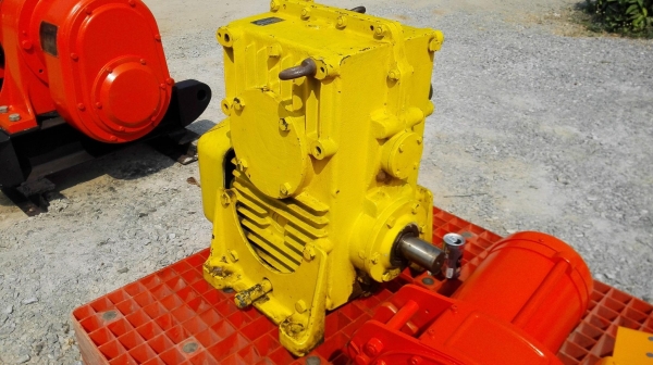หัวเกียร์ทดญี่ปุ่น MITSUBISHI GEAR JAPAN อัตราทด 1:15 (100 rpm) ใช้กับมอเตอร์ 15-25 HP สภาพสวยรุ่นงา