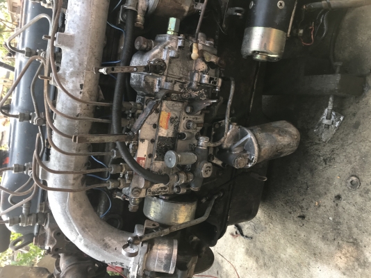 ขายเครื่องฮีโน่ พร้อมเกียร์ สภาพพร้อมใช้งาน คว้นไม่ไหล