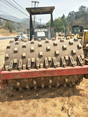 ขายรถบดล้อหนาม DYNAPAC