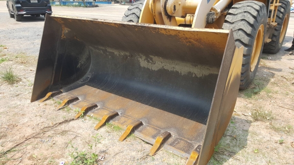 ขาย รถตัก LIUGONG 835 รถมือเดียว สภาพเดิมๆพร้อมใช้งาน ราคาต่อรองได้ครับ ขาย รถตัก LIUGONG 835 รถมือเดียว สภาพเดิมๆพร้อมใช้งาน ราคาต่อรองได้ครับ