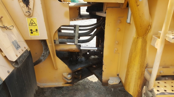 ขาย รถตัก LIUGONG 835 รถมือเดียว สภาพเดิมๆพร้อมใช้งาน ราคาต่อรองได้ครับ ขาย รถตัก LIUGONG 835 รถมือเดียว สภาพเดิมๆพร้อมใช้งาน ราคาต่อรองได้ครับ