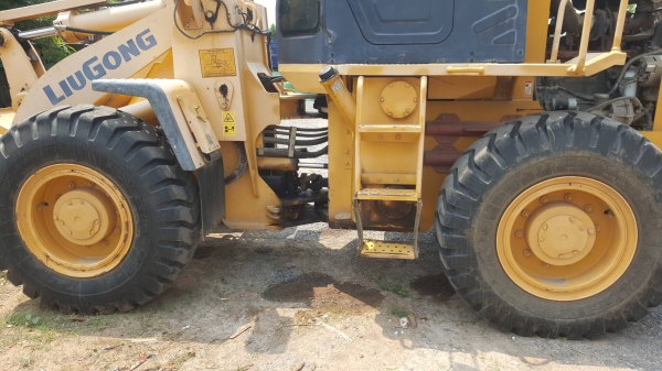 ขาย รถตัก LIUGONG 835 รถมือเดียว สภาพเดิมๆพร้อมใช้งาน ราคาต่อรองได้ครับ ขาย รถตัก LIUGONG 835 รถมือเดียว สภาพเดิมๆพร้อมใช้งาน ราคาต่อรองได้ครับ