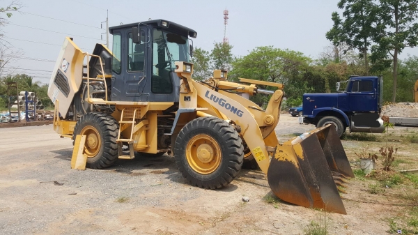 ขาย รถตัก LIUGONG 835 รถมือเดียว สภาพเดิมๆพร้อมใช้งาน ราคาต่อรองได้ครับ ขาย รถตัก LIUGONG 835 รถมือเดียว สภาพเดิมๆพร้อมใช้งาน ราคาต่อรองได้ครับ
