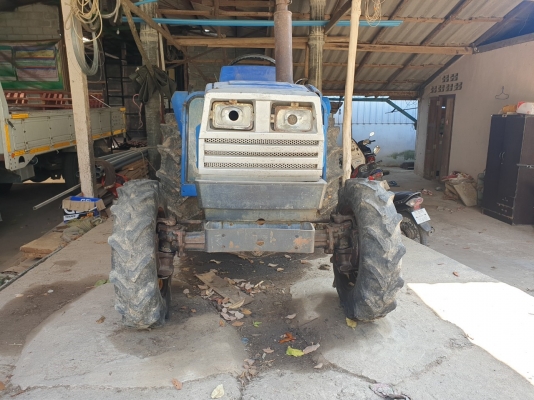 ขาย ISEKI TA270 สภาพสวย 4WD ขาย ISEKI TA270 สภาพสวย 4WD