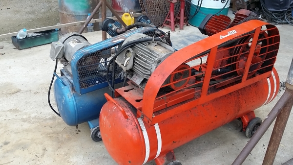 ขายเหมาตามสภาพ 2ตัว ขายเหมาตามสภาพ 2ตัว