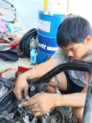 ซ่อมมอเตอร์ไซค์นอกสถานที่ ซ่อมมอเตอร์ไซค์นอกสถานที่