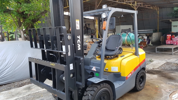 ขายรถยกโฟล์คลิฟท์ TCM ขนาด 3 ตัน เสาสูง 5 เมตร งาเท (รถนอก )ญี่ปุ่น ติดต่อ 0844591695 เหมี๋ยวค่ะ ขายรถยกโฟล์คลิฟท์ TCM ขนาด 3 ตัน เสาสูง 5 เมตร งาเท (รถนอก )ญี่ปุ่น ติดต่อ 0844591695 เหมี๋ยวค่ะ