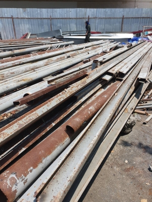 เหล็กแป๊ป4นิ้ว6นิ้วตัวซีหน้า5มีประมาณ8ตันโลละ12บาท เหล็กแป๊ป4นิ้ว6นิ้วตัวซีหน้า5มีประมาณ8ตันโลละ12บาท