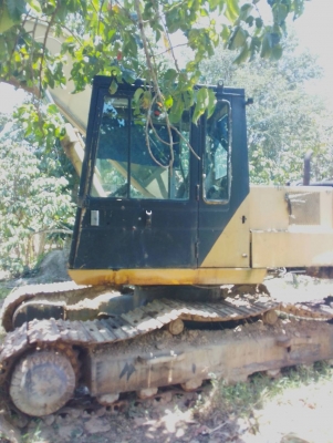 KOMATSU PC200-3 พร้อมใช้งาน