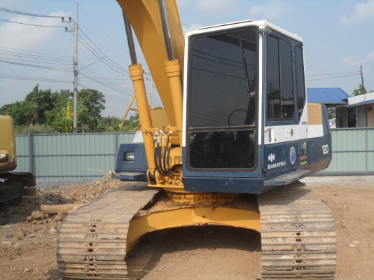 สงกรานต์ไม่ให้หยุด..เราก็ขายรถขุดต่อไปสิครับ...Pc120-5ตัวเดินใหญ่เต็มทุกระบบ คอนโทนสั้น แทรคใหญ่ อามพิเศษ เอกสารอินวอย 7800,00บาท 081-989-1989 หรั่งครับ