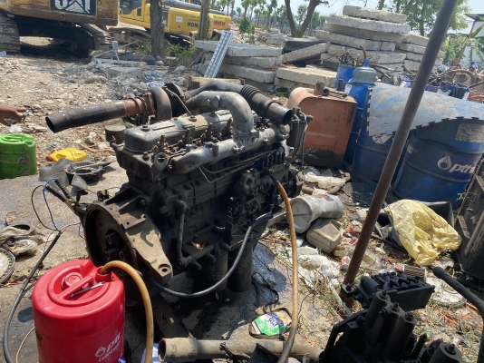 ขายด่วนเครื่องISUZU6BD1T