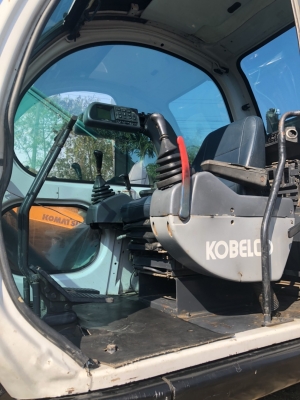 KOBELCO SK200-5 เดิมๆช่วงล่างเต็ม มีไลกระแทกเอกสารอินวอย