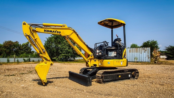 ขายด่วน!!Kommatsu PC30MR-3 ไมล์ ชม.6,000 เอกสารเล่มทะเบียน ขายด่วน!!Kommatsu PC30MR-3 ไมล์ ชม.6,000 เอกสารเล่มทะเบียน