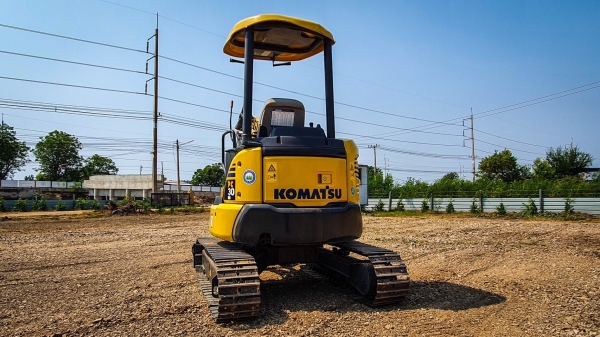 ขายด่วน!!Kommatsu PC30MR-3 ไมล์ ชม.6,000 เอกสารเล่มทะเบียน ขายด่วน!!Kommatsu PC30MR-3 ไมล์ ชม.6,000 เอกสารเล่มทะเบียน