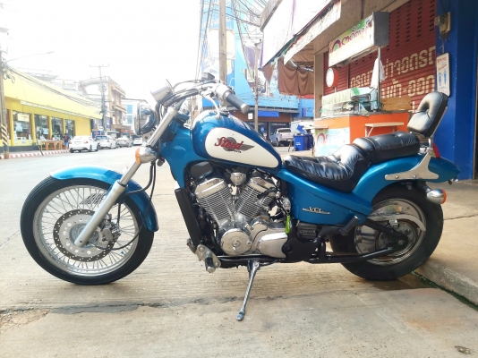 ขาย HONDA STEED400 เดิมๆ เครื่องดี ระบบไฟติดครบ โครเมี่ยมเงา มีที่พิงหลัง ฝาครอบล้อหลัง อินวอยส์ สรร