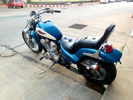 ขาย HONDA STEED400 เดิมๆ เครื่องดี ระบบไฟติดครบ โครเมี่ยมเงา มีที่พิงหลัง ฝาครอบล้อหลัง อินวอยส์ สรร