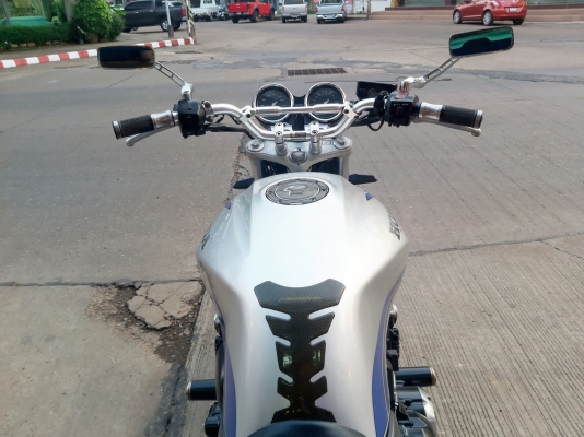 ขาย HONDA CB400 VTEC1 ปี2001 สีเดิมๆญี่ปุ่น มีท่อแต่ง กระจกแต่ง แฮนด์แต่ง ไฟเลี้ยวแต่ง ไฟหน้าตาเพชร 