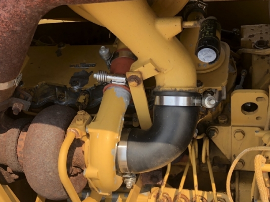 ขายรถดันดิน CAT D4H (4,XXX ชั่วโมง) นำเข้าเองจากญี่ปุ่น สภาพสวยพร้อมใช้งาน มีVDOการทำงานครับ