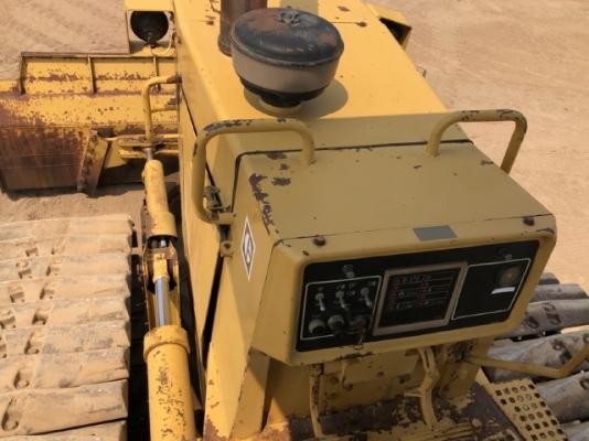 ขายรถดันดิน CAT D4H (4,XXX ชั่วโมง) นำเข้าเองจากญี่ปุ่น สภาพสวยพร้อมใช้งาน มีVDOการทำงานครับ