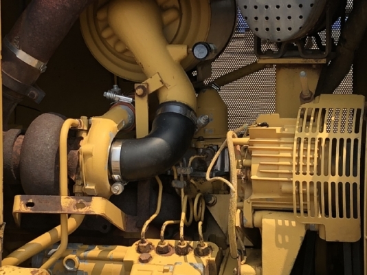 ขายรถดันดิน CAT D4H (4,XXX ชั่วโมง) นำเข้าเองจากญี่ปุ่น สภาพสวยพร้อมใช้งาน มีVDOการทำงานครับ