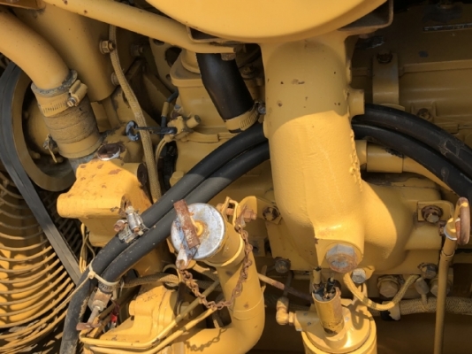 ขายรถดันดิน CAT D4H (4,XXX ชั่วโมง) นำเข้าเองจากญี่ปุ่น สภาพสวยพร้อมใช้งาน มีVDOการทำงานครับ