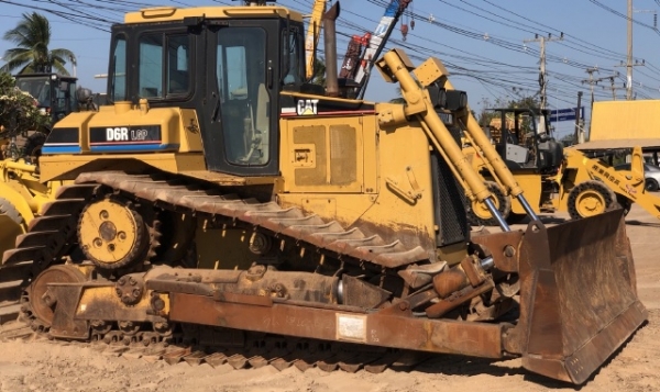 ขายรถดันดิน CAT D6R นำเข้าเองจากญี่ปุ่น สภาพสวยพร้อมใช้งาน มีVDOการทำงานครับ ขายรถดันดิน CAT D6R นำเข้าเองจากญี่ปุ่น สภาพสวยพร้อมใช้งาน มีVDOการทำงานครับ