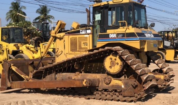 ขายรถดันดิน CAT D6R นำเข้าเองจากญี่ปุ่น สภาพสวยพร้อมใช้งาน มีVDOการทำงานครับ ขายรถดันดิน CAT D6R นำเข้าเองจากญี่ปุ่น สภาพสวยพร้อมใช้งาน มีVDOการทำงานครับ
