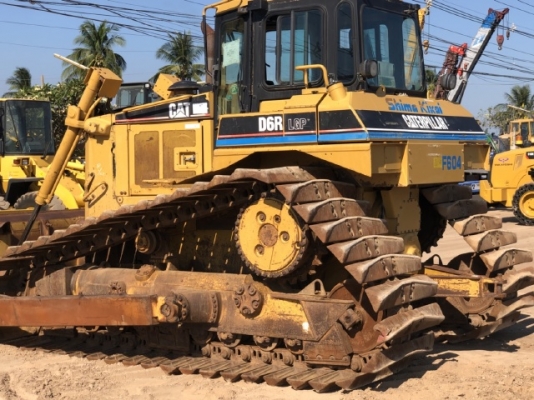 ขายรถดันดิน CAT D6R นำเข้าเองจากญี่ปุ่น สภาพสวยพร้อมใช้งาน มีVDOการทำงานครับ