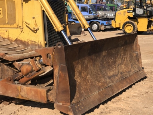 ขายรถดันดิน CAT D6R นำเข้าเองจากญี่ปุ่น สภาพสวยพร้อมใช้งาน มีVDOการทำงานครับ