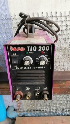ตู้เชื่อมสแตนเลส IWELD TIG 200