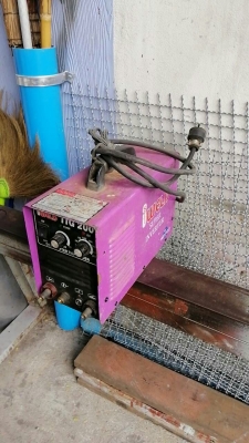 ตู้เชื่อมสแตนเลส IWELD TIG 200