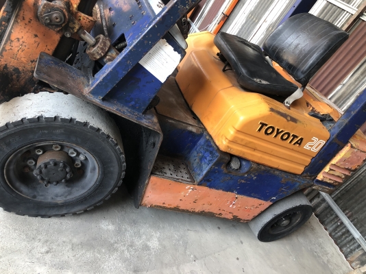 ขาย โฟรคลิฟท์ โตโยต้า รุ่น 5 เครื่อง ดีเซล หนัก 2 ตัน เสา 4 เมตร ขาย โฟรคลิฟท์ โตโยต้า รุ่น 5 เครื่อง ดีเซล หนัก 2 ตัน เสา 4 เมตร