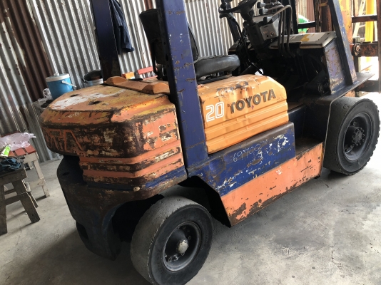 ขาย โฟรคลิฟท์ โตโยต้า รุ่น 5 เครื่อง ดีเซล หนัก 2 ตัน เสา 4 เมตร ขาย โฟรคลิฟท์ โตโยต้า รุ่น 5 เครื่อง ดีเซล หนัก 2 ตัน เสา 4 เมตร