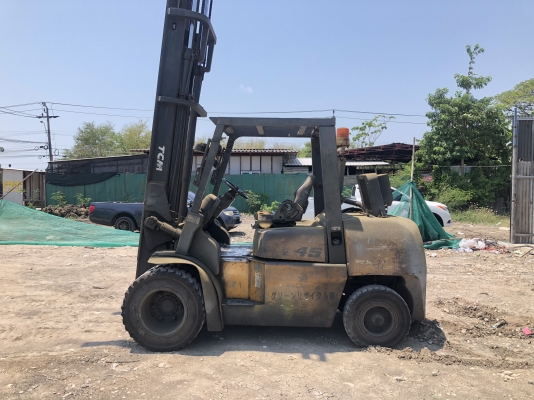 ขาย โฟรคลิฟท์ ที ซี เอ็ม เครื่อง ดีเซล. หนัก 4.5 ตัน เสา 4 . 5 เมตร เกีย ออโต้ ราคา ขาย โฟรคลิฟท์ ที ซี เอ็ม เครื่อง ดีเซล. หนัก 4.5 ตัน เสา 4 . 5 เมตร เกีย ออโต้ ราคา