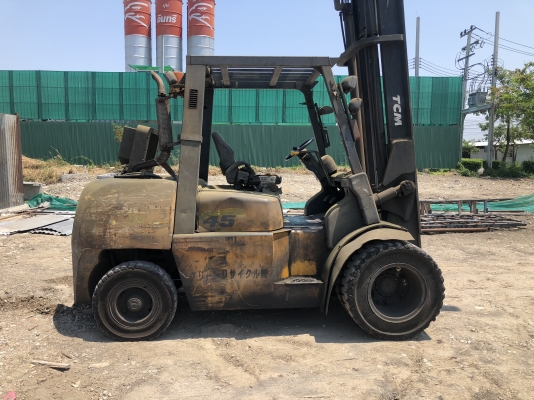 ขาย โฟรคลิฟท์ ที ซี เอ็ม เครื่อง ดีเซล. หนัก 4.5 ตัน เสา 4 . 5 เมตร เกีย ออโต้ ราคา ขาย โฟรคลิฟท์ ที ซี เอ็ม เครื่อง ดีเซล. หนัก 4.5 ตัน เสา 4 . 5 เมตร เกีย ออโต้ ราคา