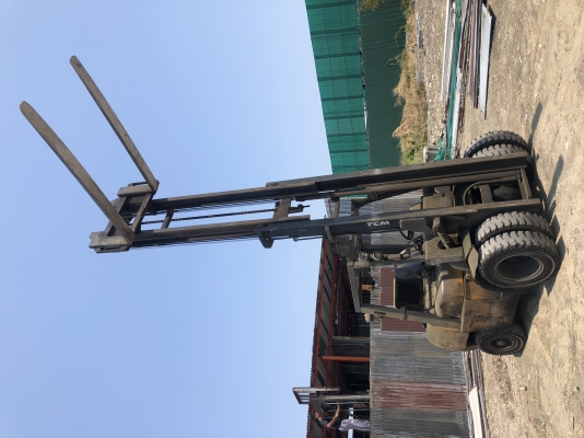 ขาย โฟรคลิฟท์ ที ซี เอ็ม เครื่อง ดีเซล. หนัก 4.5 ตัน เสา 4 . 5 เมตร เกีย ออโต้ ราคา ขาย โฟรคลิฟท์ ที ซี เอ็ม เครื่อง ดีเซล. หนัก 4.5 ตัน เสา 4 . 5 เมตร เกีย ออโต้ ราคา