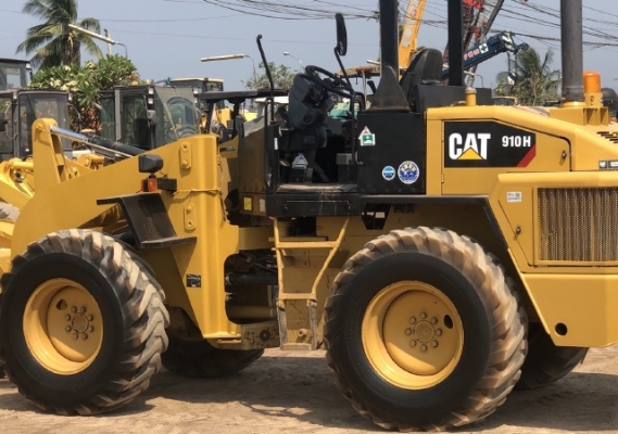 ขายรถตักล้อยาง CAT 910H (เทียบเท่า WA100-6) ปี 2012 นำเข้าเองจากญี่ปุ่น สภาพสวยพร้อมใช้งาน มีVDOการท