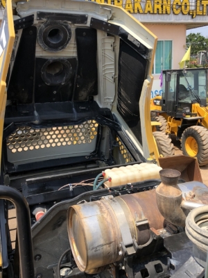 ขายรถตักล้อยาง CAT 950K (เทียบเท่า WA380-7) ปี 2015 นำเข้าเองจากญี่ปุ่น สภาพสวยพร้อมใช้งาน มีVDOการท