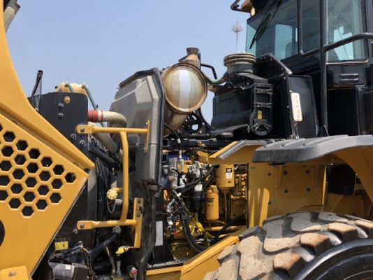 ขายรถตักล้อยาง CAT 950K (เทียบเท่า WA380-7) ปี 2015 นำเข้าเองจากญี่ปุ่น สภาพสวยพร้อมใช้งาน มีVDOการท