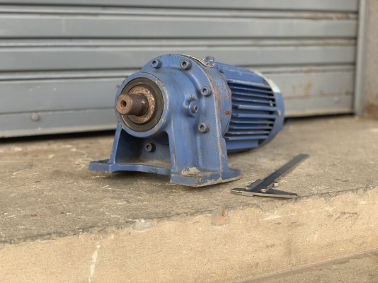 ขายมอเตอร์เกียร์ Cycro drive Sumitomo 1HP. 380V อัตราทด 1:25 made in Japan เพลาออกประมาณ 58รอบต่อนาที สภาพสวย หมุนนิ่ม พร้อมใช้งาน ราคา 4,300 บาท ขายมอเตอร์เกียร์ Cycro drive Sumitomo 1HP. 380V อัตราทด 1:25 made in Japan เพลาออกประมาณ 58รอบต่อนาที สภาพสวย หมุนนิ่ม พร้อมใช้งาน ราคา 4,300 บาท