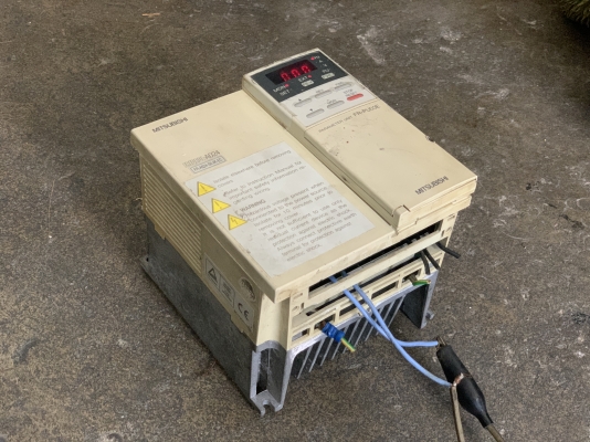 ขายอินเวอร์เตอร์ปรับรอบมอเตอร์ Mitsubishi 0.4Kw. 220V made in Japan แปลงจากไฟบ้านเป็นไฟ 3เฟส ได้ครับ สภาพสวยหายาก พร้อมใช้งานราคา 1,800 บาท ขายอินเวอร์เตอร์ปรับรอบมอเตอร์ Mitsubishi 0.4Kw. 220V made in Japan แปลงจากไฟบ้านเป็นไฟ 3เฟส ได้ครับ สภาพสวยหายาก พร้อมใช้งานราคา 1,800 บาท