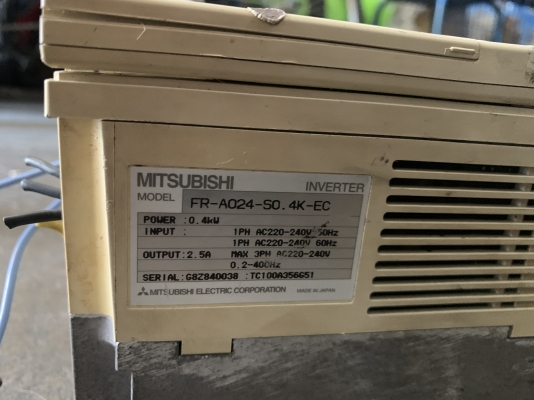 ขายอินเวอร์เตอร์ปรับรอบมอเตอร์ Mitsubishi 0.4Kw. 220V made in Japan แปลงจากไฟบ้านเป็นไฟ 3เฟส ได้ครับ สภาพสวยหายาก พร้อมใช้งานราคา 1,800 บาท ขายอินเวอร์เตอร์ปรับรอบมอเตอร์ Mitsubishi 0.4Kw. 220V made in Japan แปลงจากไฟบ้านเป็นไฟ 3เฟส ได้ครับ สภาพสวยหายาก พร้อมใช้งานราคา 1,800 บาท