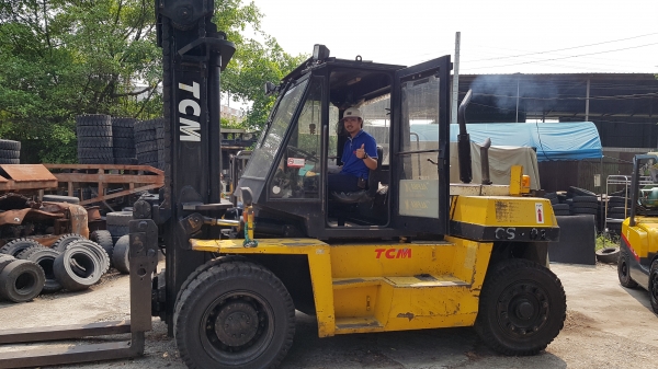 ขายรถยกโฟล์คลิฟท์ TCM ขนาด 12 ตัน เสาสูง 3 เมตร ติดตั้งอุปกรณ์พิเศษไซด์ชิฟ (รถนอก ) ญี่ปุ่น ต่อติด 0875571891 นิรุทครับ