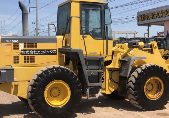 ขายรถตักล้อยาง KOMATSU WA300-3E นำเข้าเองจากญี่ปุ่น สภาพสวยพร้อมใช้ มีVDOการทำงานครับ
