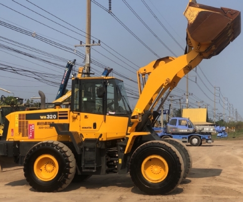 ขายรถตักล้อยาง KOMATSU WA320-6 ปี 2014 นำเข้าเองจากญี่ปุ่น สภาพสวยพร้อมใช้งาน มีVDOการทำงานครับ