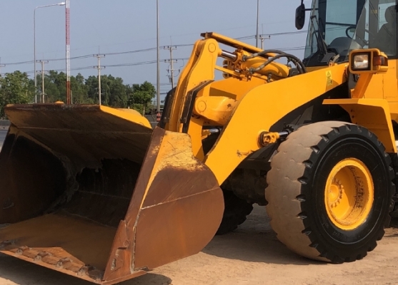 ขายรถตักล้อยาง KOMATSU WA320-6 ปี 2014 นำเข้าเองจากญี่ปุ่น สภาพสวยพร้อมใช้งาน มีVDOการทำงานครับ